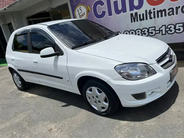 Carro Chevrolet Celta 2014 LT 1.0 (Flex)