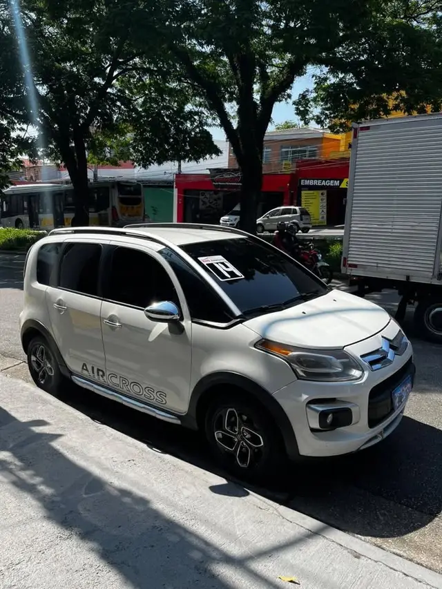 Carro Citroën Aircross 2014 Exclusive 1.6 16V (flex)