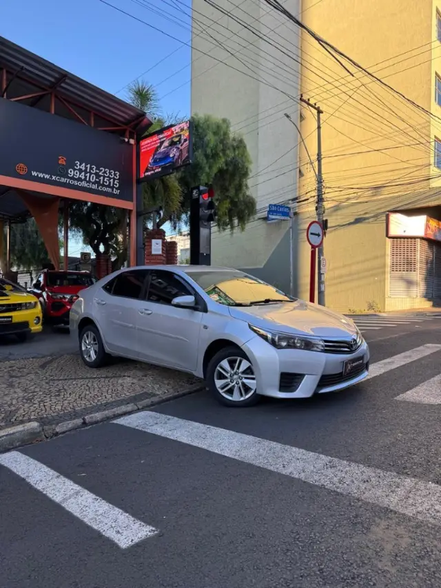 Carro Toyota Corolla 2016 1.8 GLi Upper Multi-Drive (Flex)