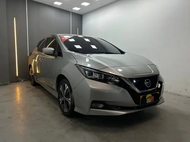 Carro Nissan Leaf 2022 EV