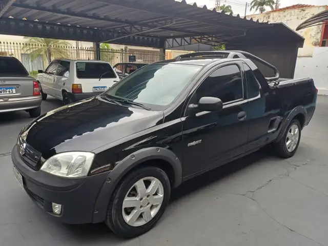 Carro Chevrolet Montana 2010 Conquest 1.4 (Flex)