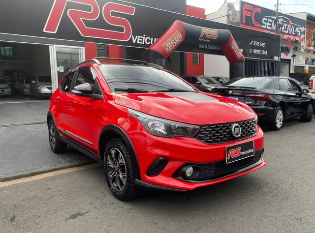 Carro Fiat Argo 2020 1.3 Trekking (Flex)