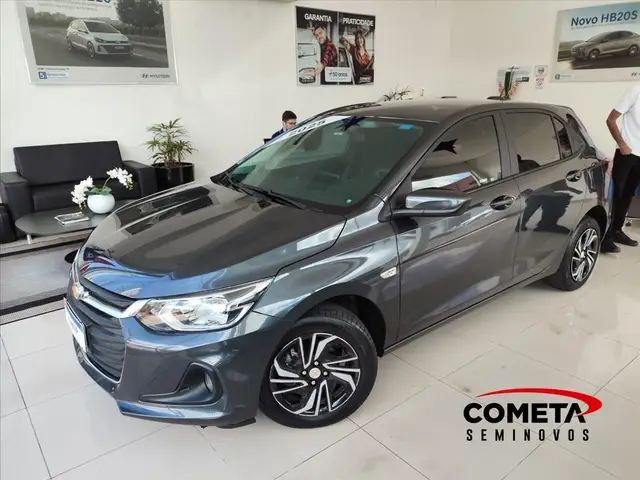 Carro Chevrolet Onix 2025 LT 1.0