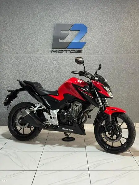 Moto Honda CB 300F Twister 2024 (ABS)