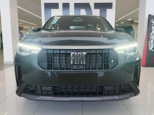 Carro Fiat Fastback 2026 Turbo 200