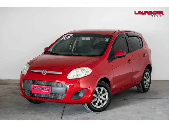 Carro Fiat Palio 2013 Attractive 1.0 8V (Flex)