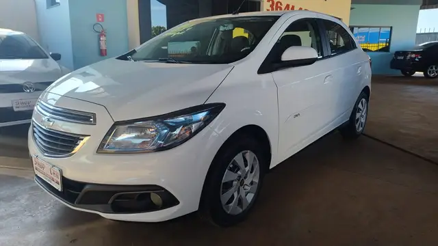 Carro Chevrolet Onix 2015 1.0 LT SPE/4