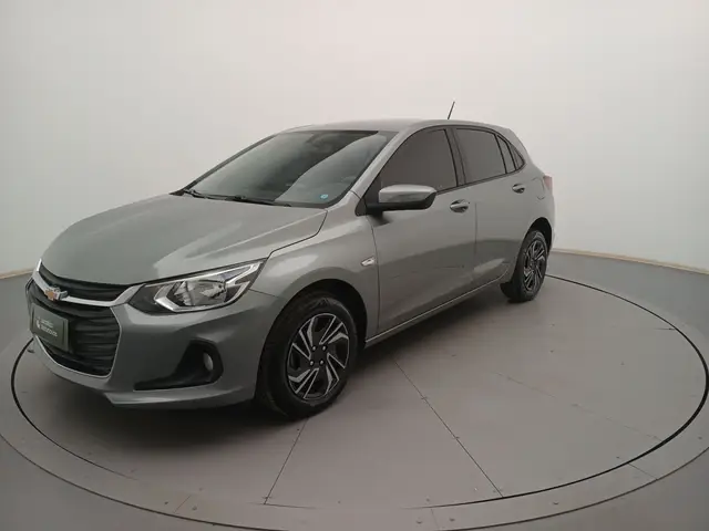 Carro Chevrolet Onix Plus 2025 LT 1.0
