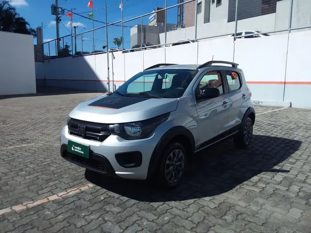 Carro Fiat Mobi 2024 Trekking 1.0
