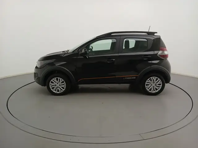Carro Fiat Mobi 2024 Trekking 1.0