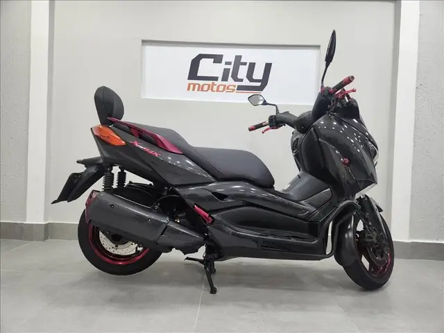Moto Yamaha XMax 2021 250 (ABS)