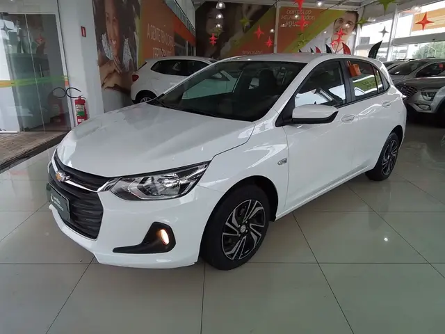 Carro Chevrolet Onix Plus 2025 LT 1.0