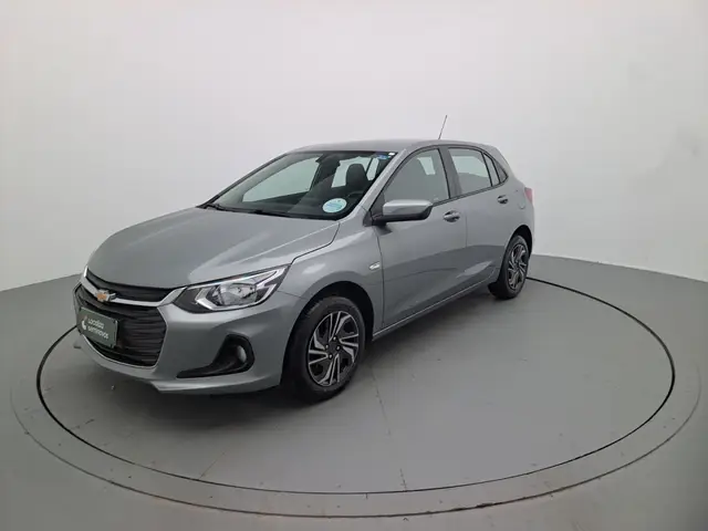 Carro Chevrolet Onix Plus 2025 LT 1.0