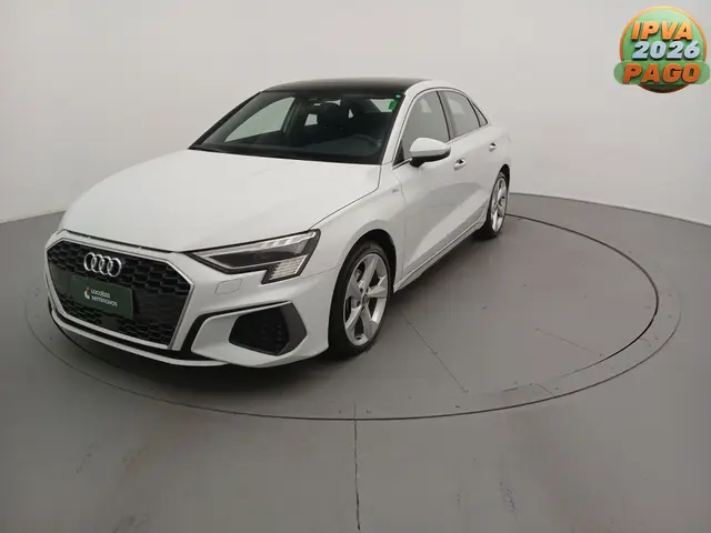 Carro Audi A3 Sportback 2023 S-Line 2.0 TFSI S-tronic (Híb.)