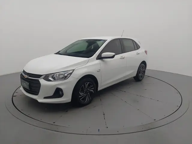 Carro Chevrolet Onix Plus 2025 LT 1.0