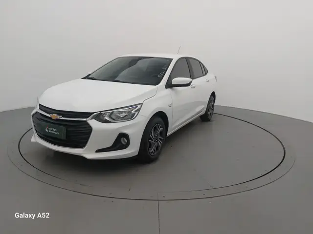 Carro Chevrolet Onix Plus 2024 LT 1.0