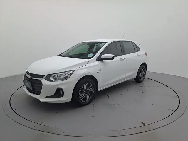 Carro Chevrolet Onix Plus 2025 LT 1.0