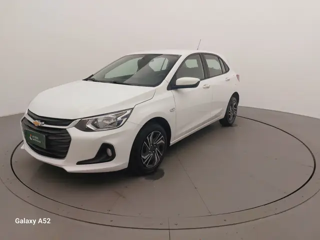 Carro Chevrolet Onix Plus 2025 LT 1.0