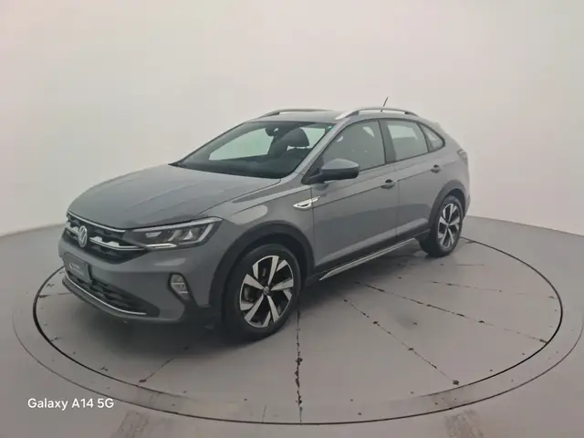 Carro Volkswagen Nivus 2024 Highline 200 TSI