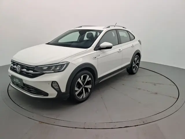 Carro Volkswagen Nivus 2024 Highline 200 TSI