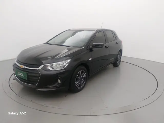 Carro Chevrolet Onix Plus 2025 LT 1.0