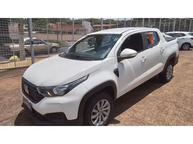 Carro Fiat Strada 2024 Freedom 1.3 Cabine Plus