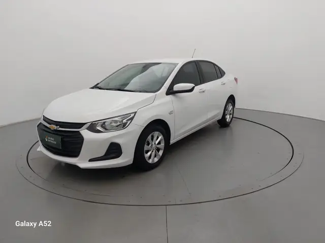 Carro Chevrolet Onix Plus 2023 LT 1.0