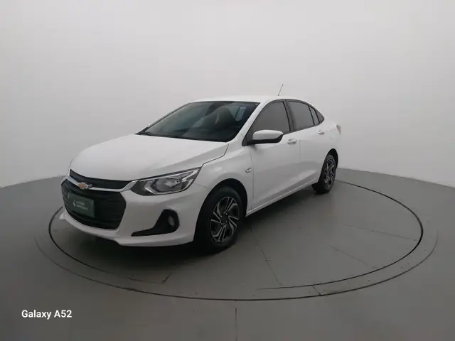 Carro Chevrolet Onix Plus 2025 LT 1.0