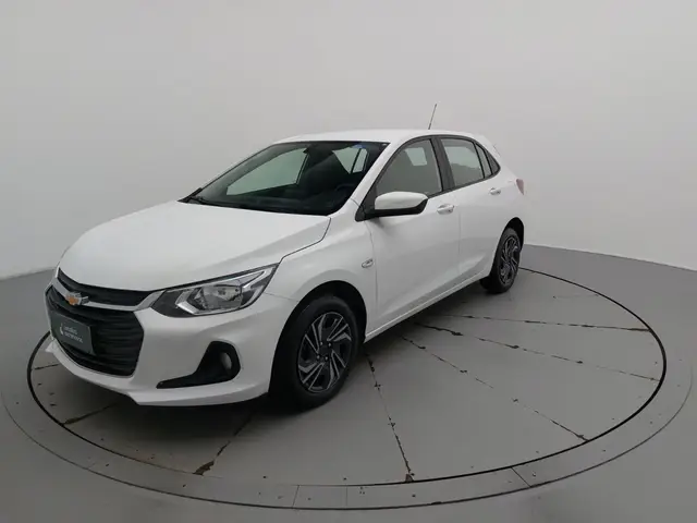 Carro Chevrolet Onix Plus 2024 LT 1.0