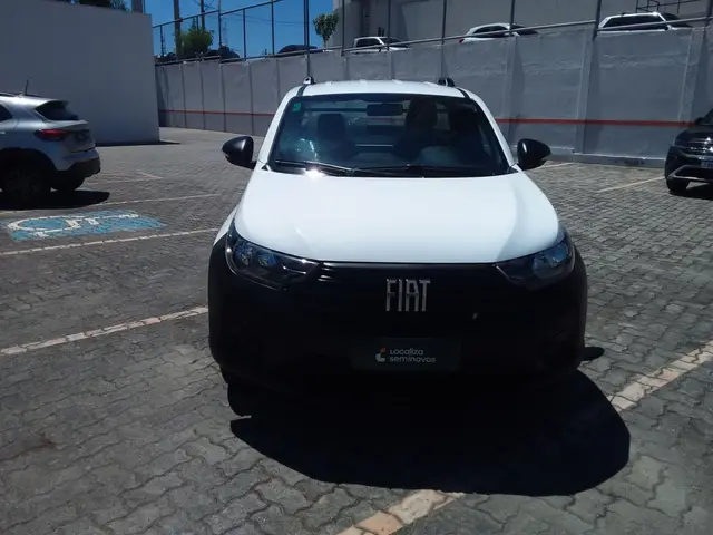 Carro Fiat Strada 2025 Endurance 1.3 Flex 8V CS