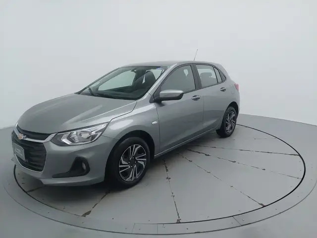 Carro Chevrolet Onix Plus 2025 LT 1.0