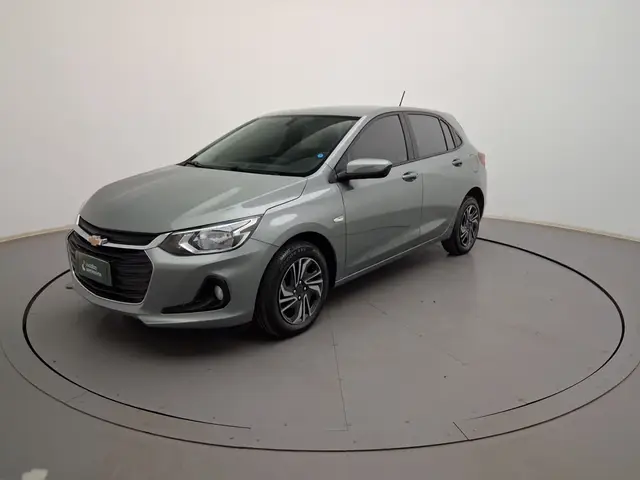 Carro Chevrolet Onix Plus 2025 LT 1.0