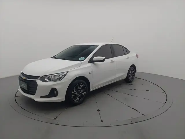 Carro Chevrolet Onix Plus 2025 LT 1.0