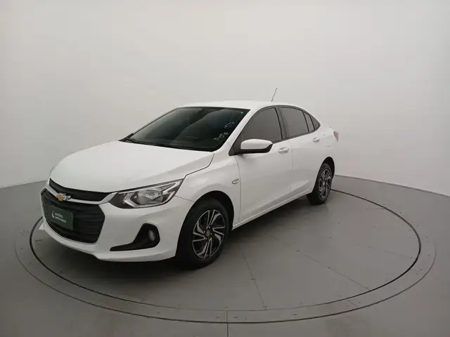 Carro Chevrolet Onix Plus 2025 LT 1.0