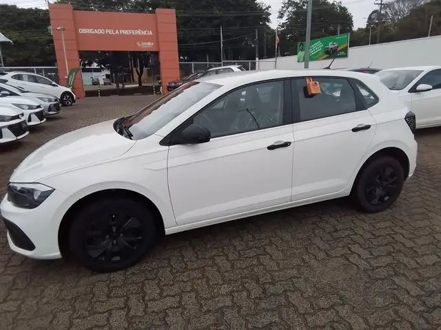 Carro Volkswagen Polo 2025 Track 1.0 Flex 12V 5p