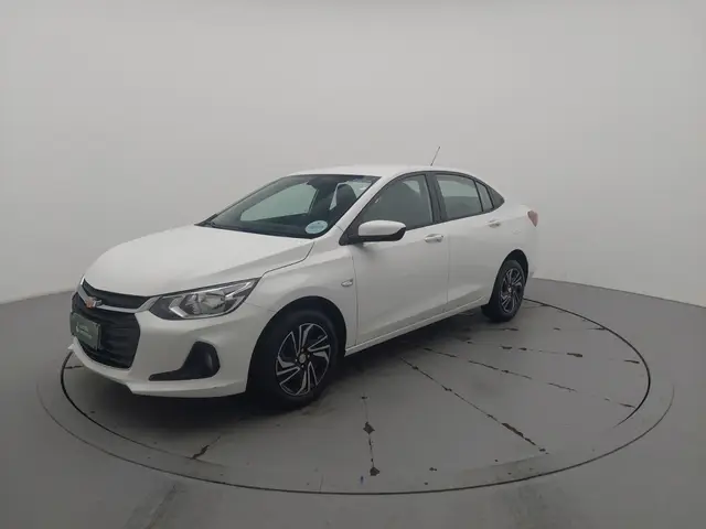 Carro Chevrolet Onix Plus 2025 LT 1.0