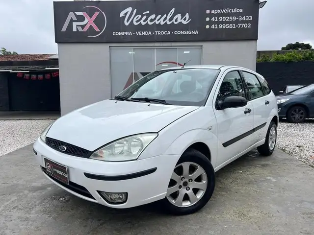 Carro Ford Focus Hatch 2006 GLX 2.0 16V Duratec