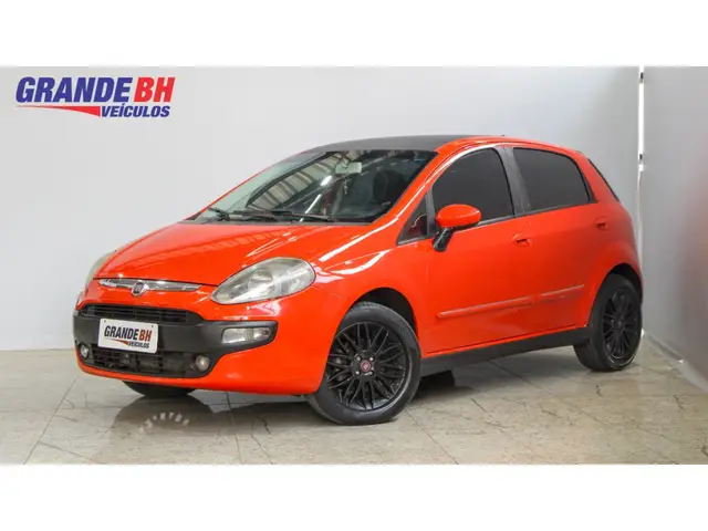 Carro Fiat Punto 2015 Sporting 1.8 16V Dualogic (Flex)