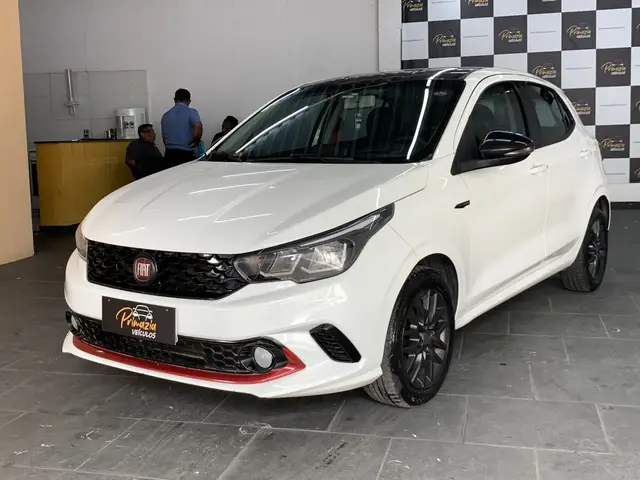 Carro Fiat Argo 2020 Precision 1.8 E.Torq AT6 (Flex)