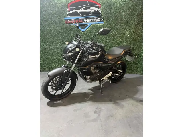 Moto Yamaha Fazer FZ15 2023 ABS