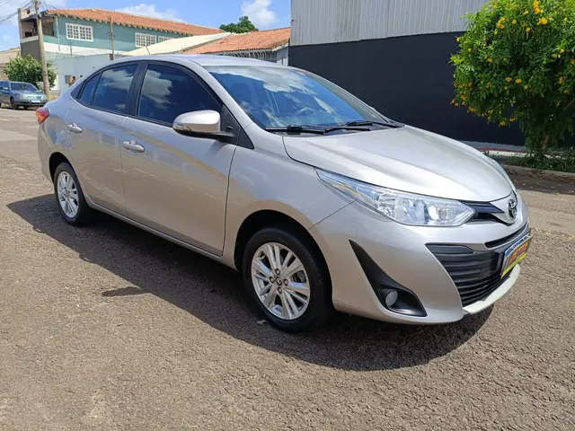 Carro Toyota Yaris Sedan 2019 1.5 XL CVT (Flex)