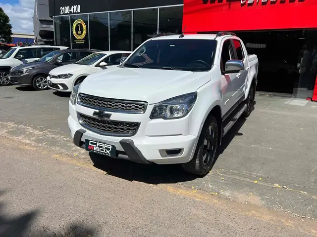 Carro Chevrolet S10 Cabine Dupla 2016 S10 2.8 CTDI High Country 4WD (Cabine Dupla) (Aut)