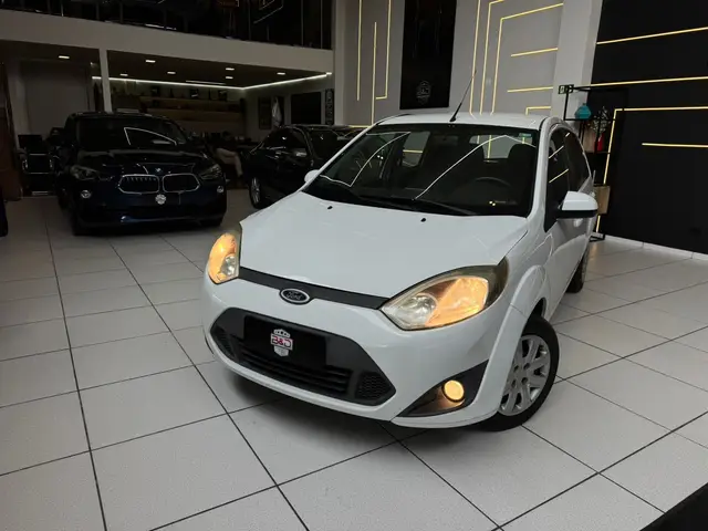 Carro Ford Fiesta Hatch 2014 1.6 (Flex)