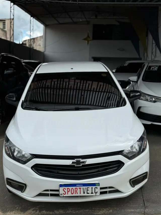 Carro Chevrolet Joy Plus 2020 Plus 1.0 8V Black Edition (Flex)