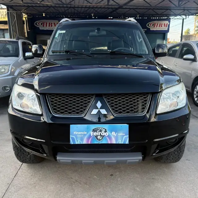 Carro Mitsubishi Pajero TR4 2012 2.0 16V 4X4 (Flex)