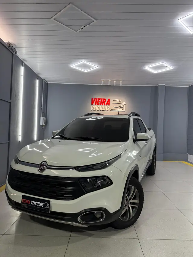 Carro Fiat Toro 2019 2.0 TDI Freedom Auto 4WD (Diesel)