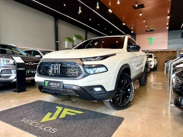 Carro Fiat Toro 2023 Volcano 1.3