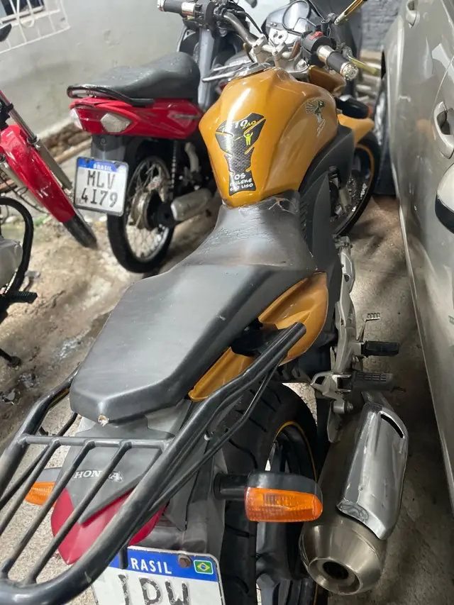 Moto Honda CB 300R 2010 Standard