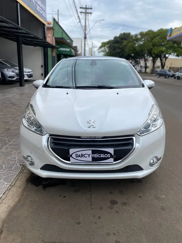 Carro Peugeot 208 2016 Griffe 1.6 16V (Flex) (Aut)