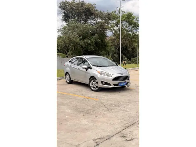 Carro Ford New Fiesta Hatch 2015 New Fiesta SE 1.6 16V PowerShift